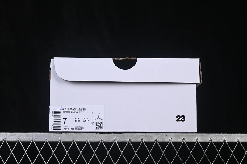 All categories Air Jordan Jordan series basketball shoes Air Jordan 1 Low Air Jordan 1 Low AJ1 Joe 1 low-top retro culture basketball shoes IQ9701-010
